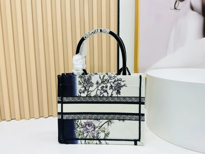 Dior Shopping Bags-130 - Image 4