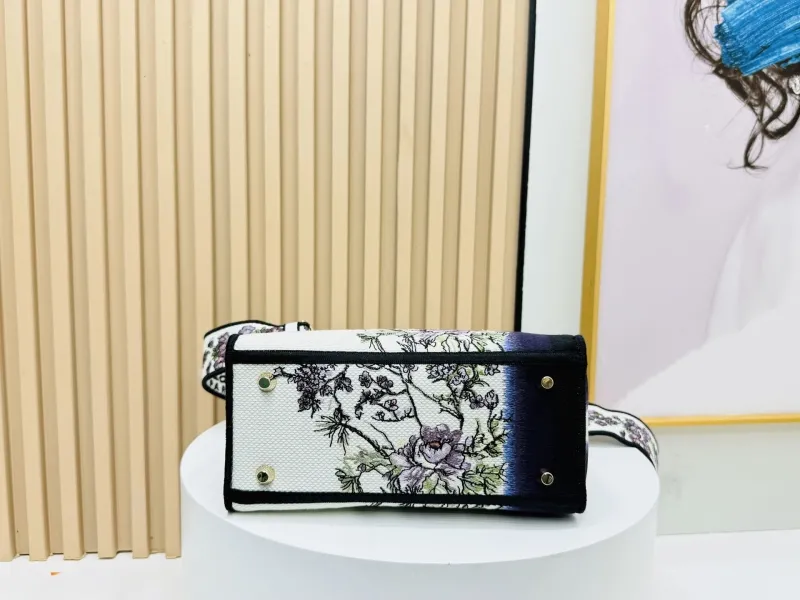 Dior Shopping Bags-131 - Image 7