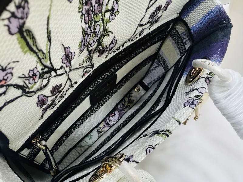 Dior Shopping Bags-131 - Image 9