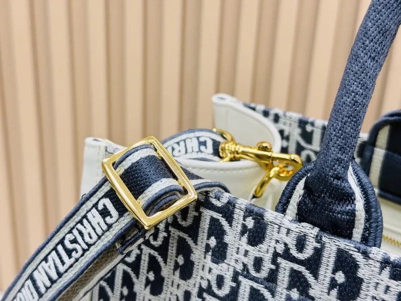 Dior Shopping Bags-133 - Image 7