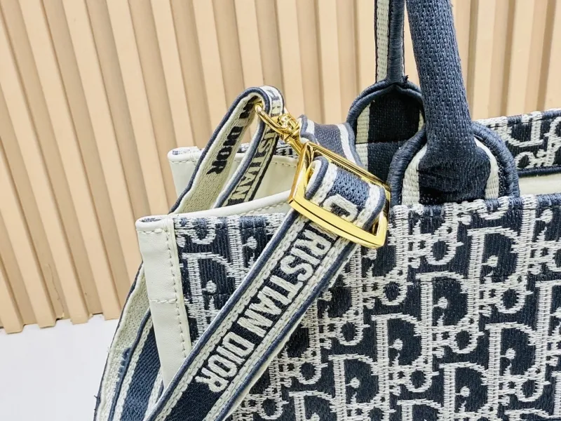 Dior Shopping Bags-134 - Image 6