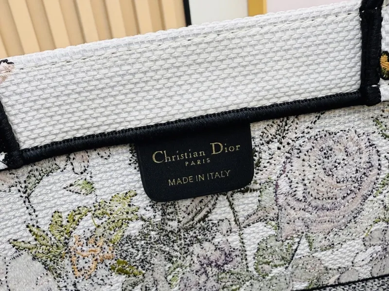 Dior Shopping Bags-136 - Image 7