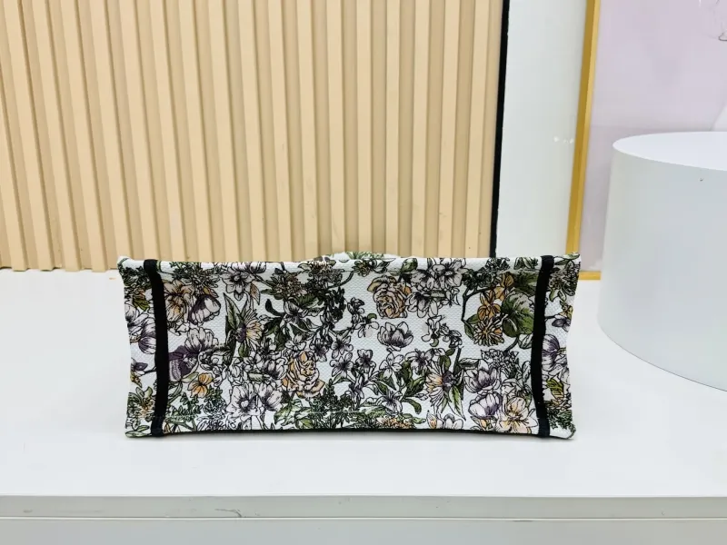 Dior Shopping Bags-137 - Image 7