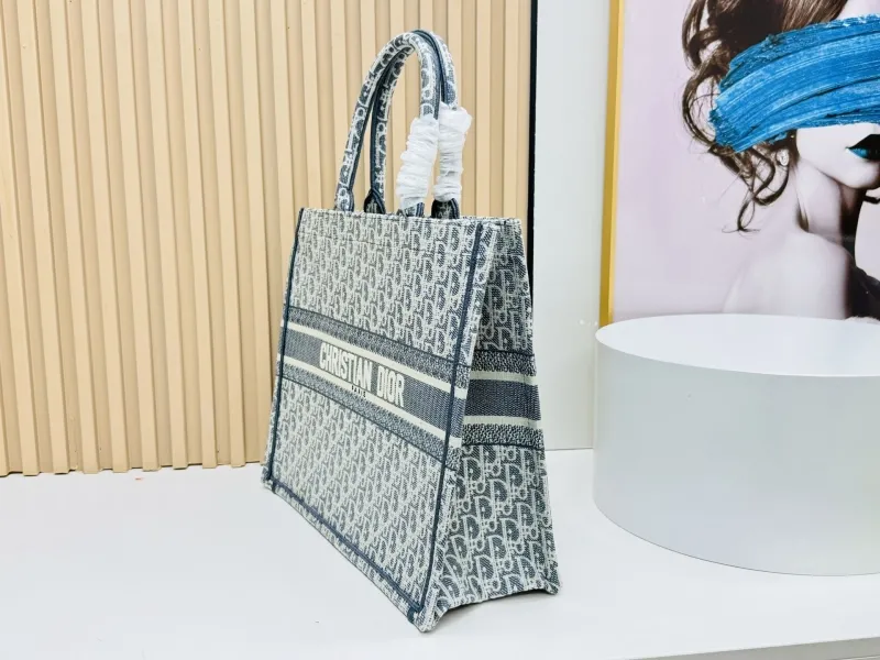 Dior Shopping Bags-139 - Image 3