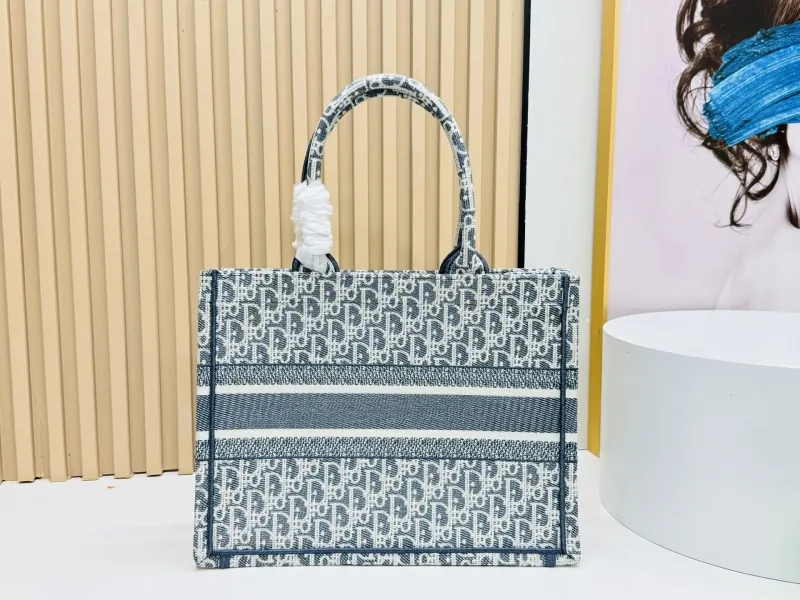 Dior Shopping Bags-140 - Image 4