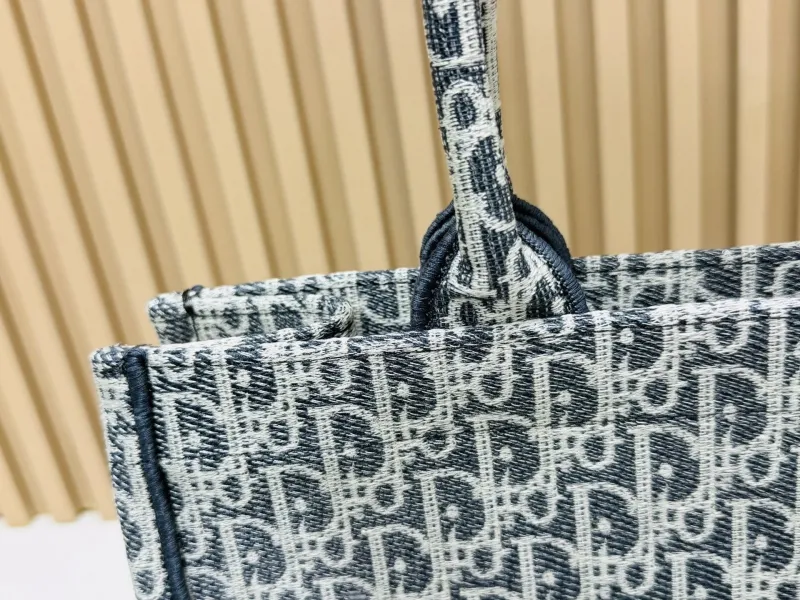 Dior Shopping Bags-140 - Image 5