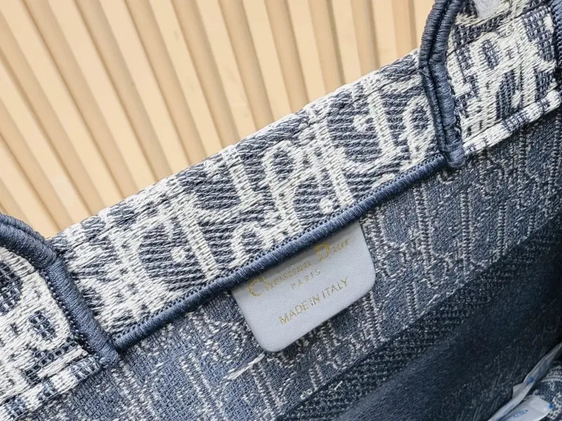 Dior Shopping Bags-140 - Image 8