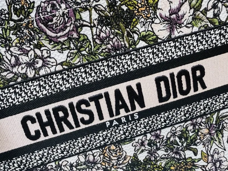 Dior Shopping Bags-145 - Image 5