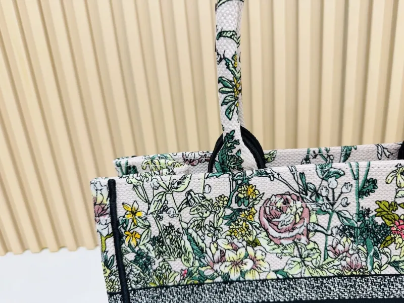 Dior Shopping Bags-147 - Image 5