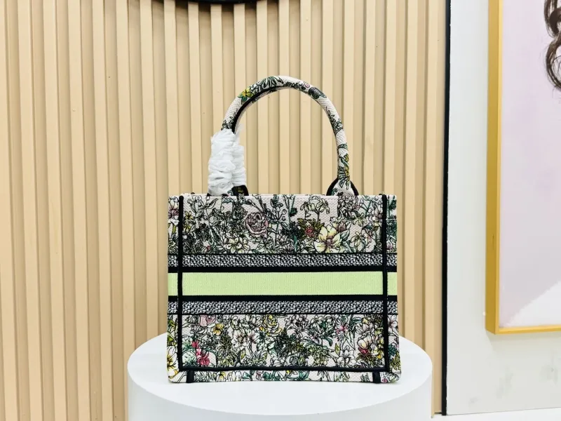 Dior Shopping Bags-148 - Image 4