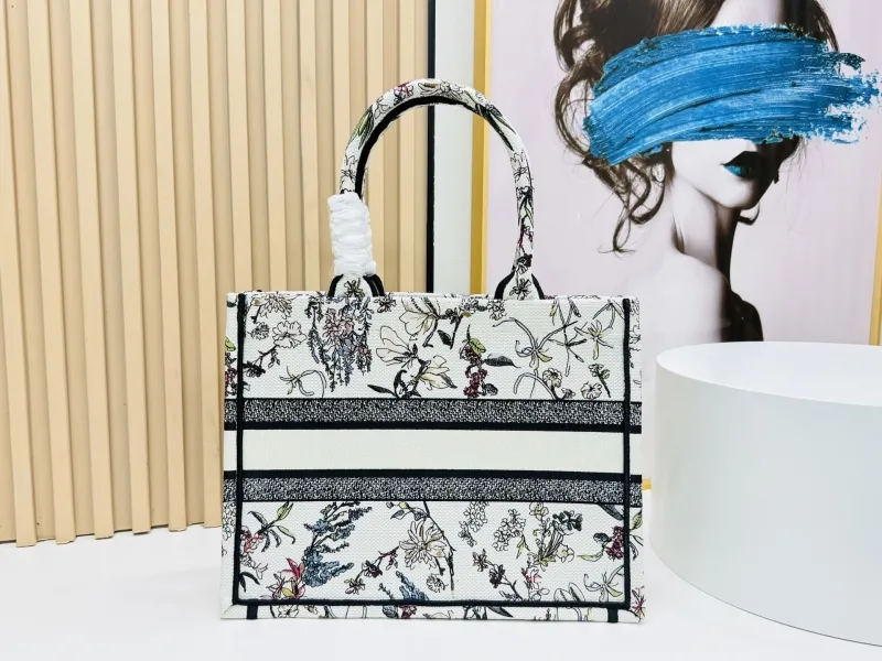 Dior Shopping Bags-150 - Image 4