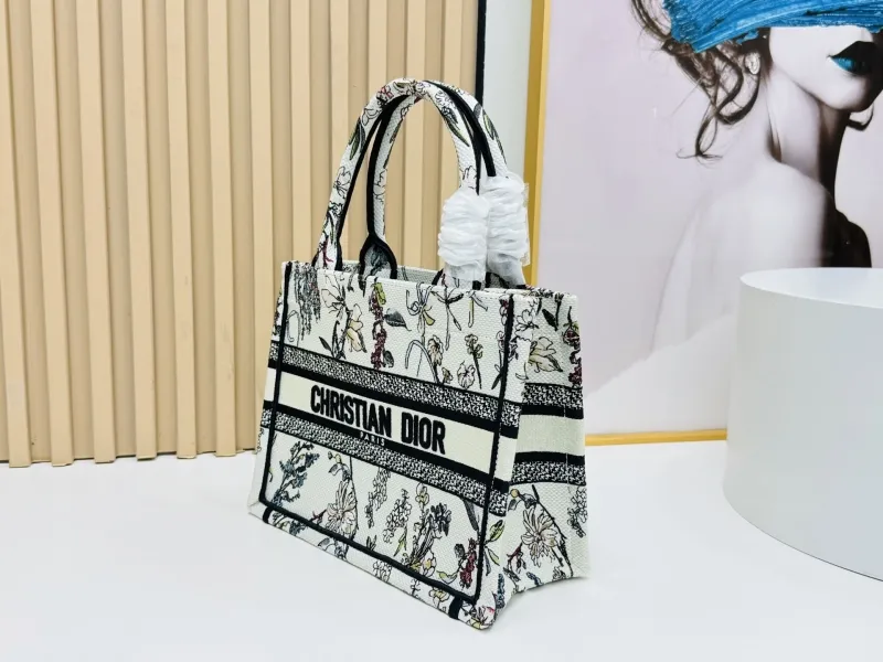 Dior Shopping Bags-151 - Image 3