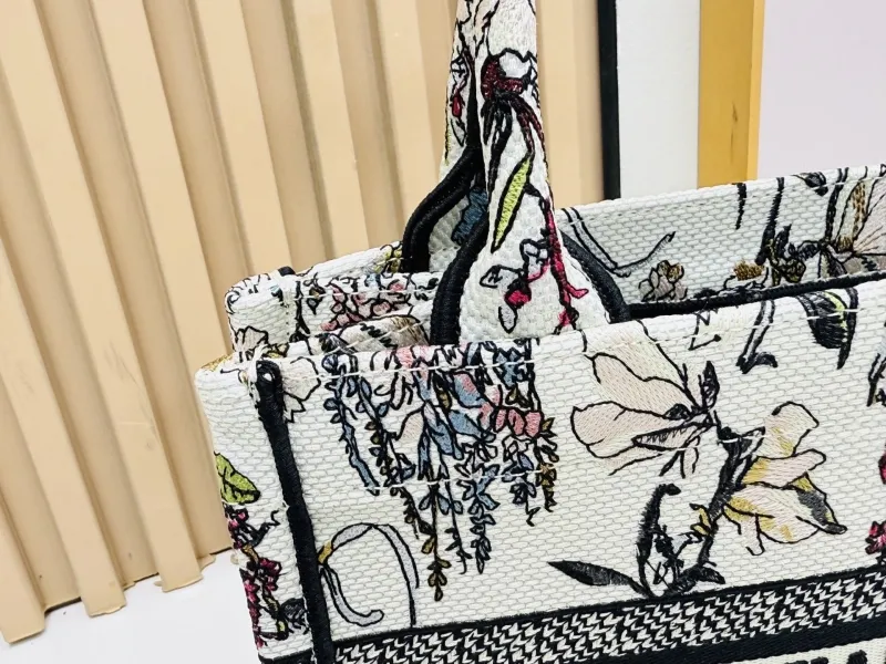 Dior Shopping Bags-151 - Image 5
