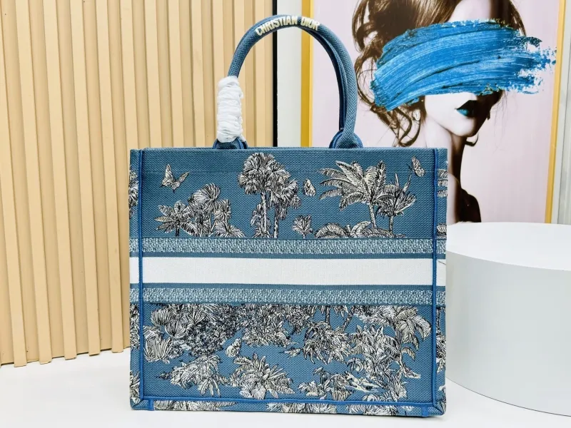 Dior Shopping Bags-152 - Image 4