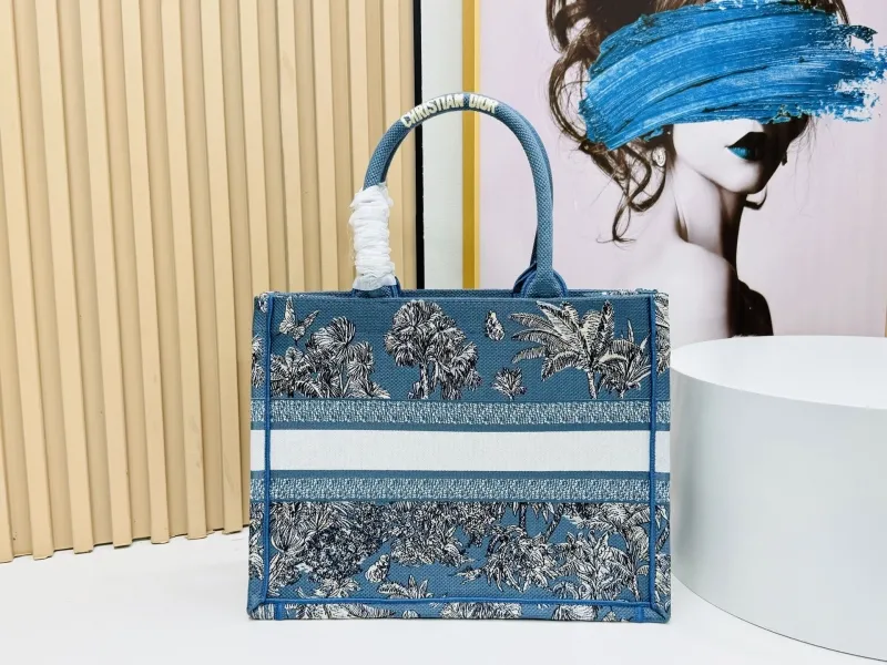 Dior Shopping Bags-153 - Image 4