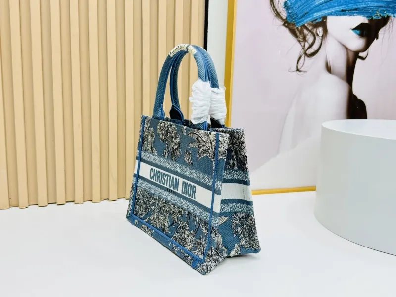 Dior Shopping Bags-154 - Image 3