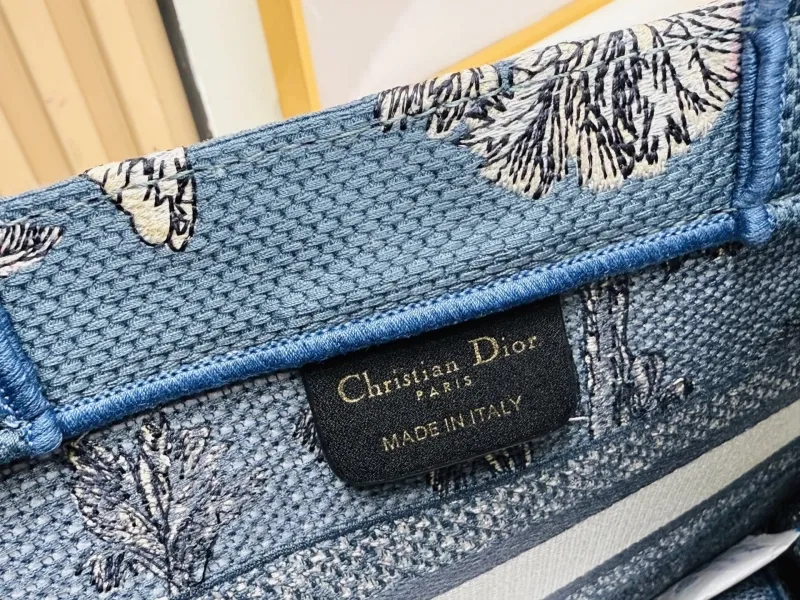 Dior Shopping Bags-154 - Image 8