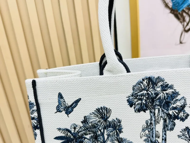Dior Shopping Bags-155 - Image 5