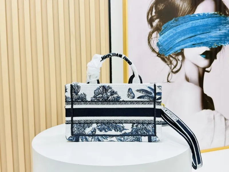 Dior Shopping Bags-158 - Image 4