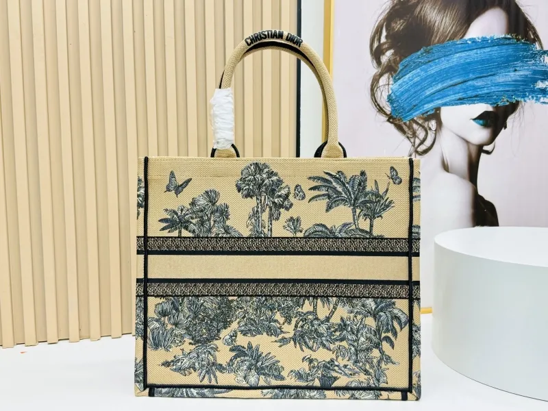 Dior Shopping Bags-160 - Image 4