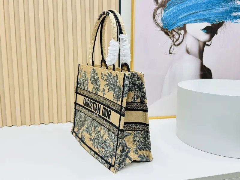 Dior Shopping Bags-161 - Image 3
