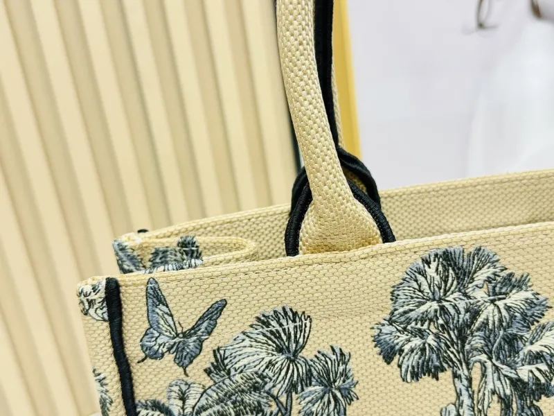 Dior Shopping Bags-161 - Image 5