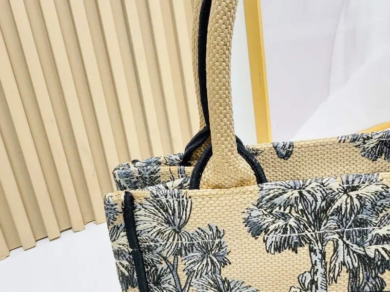 Dior Shopping Bags-162 - Image 5