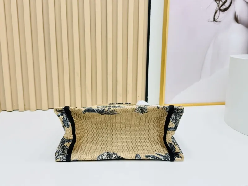 Dior Shopping Bags-162 - Image 7
