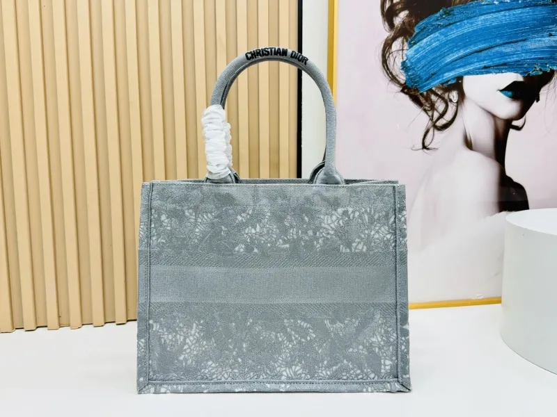Dior Shopping Bags-164 - Image 4