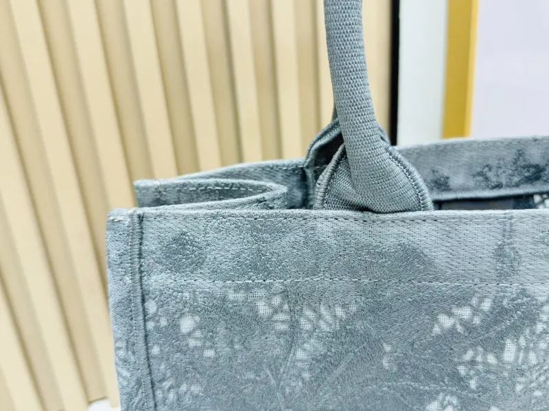 Dior Shopping Bags-164 - Image 5