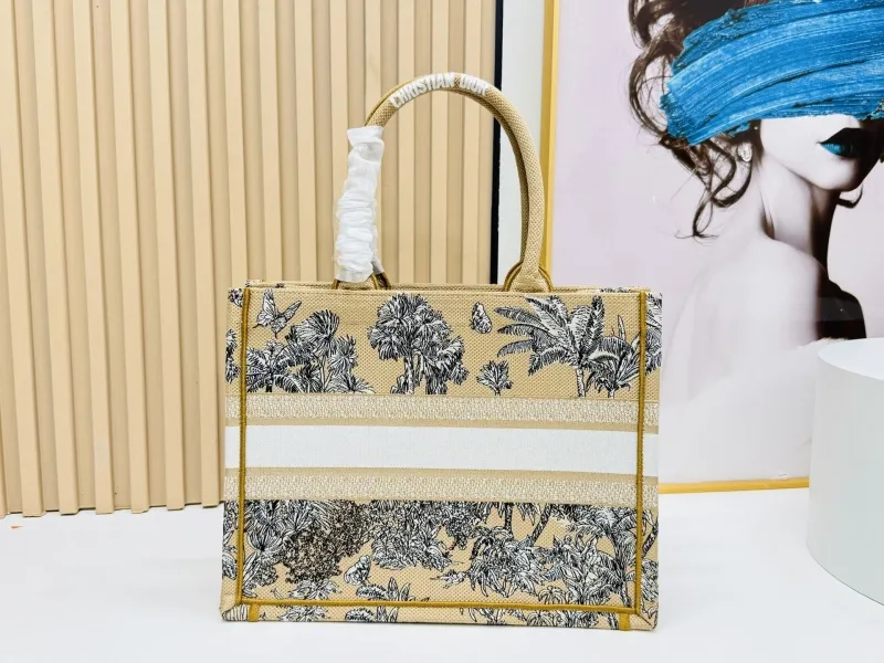 Dior Shopping Bags-170 - Image 4