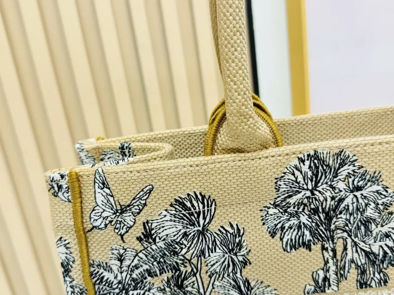 Dior Shopping Bags-170 - Image 5