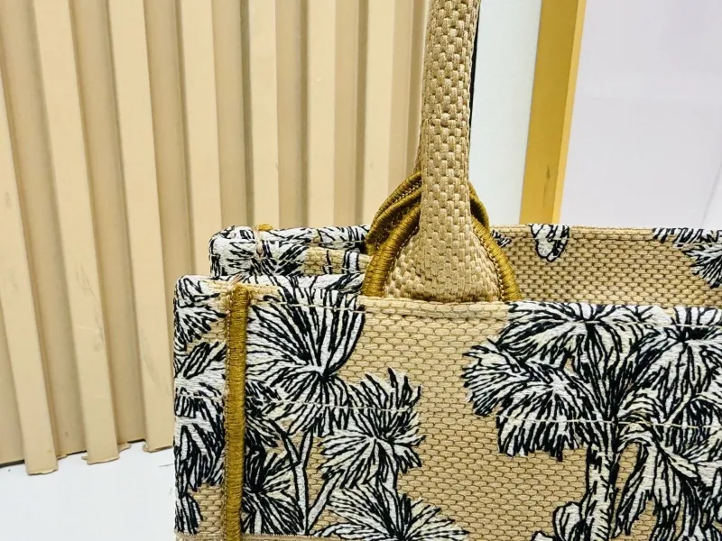 Dior Shopping Bags-171 - Image 5