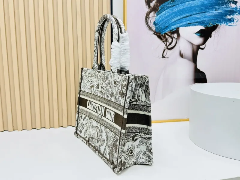 Dior Shopping Bags-176 - Image 3