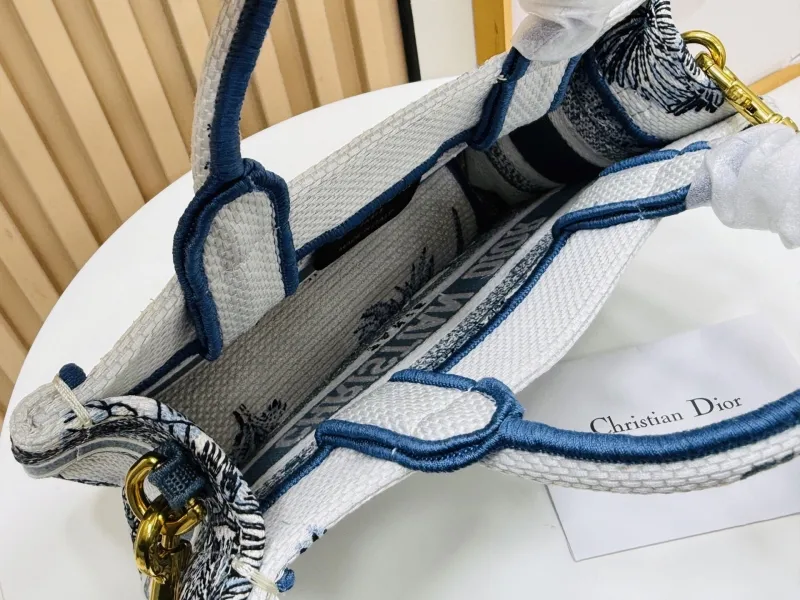 Dior Shopping Bags-181 - Image 9