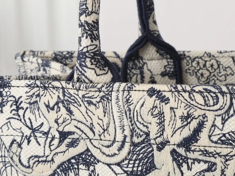Dior Shopping Bags-184 - Image 5