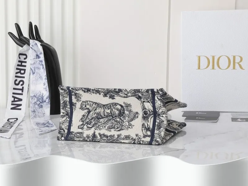 Dior Shopping Bags-185 - Image 7