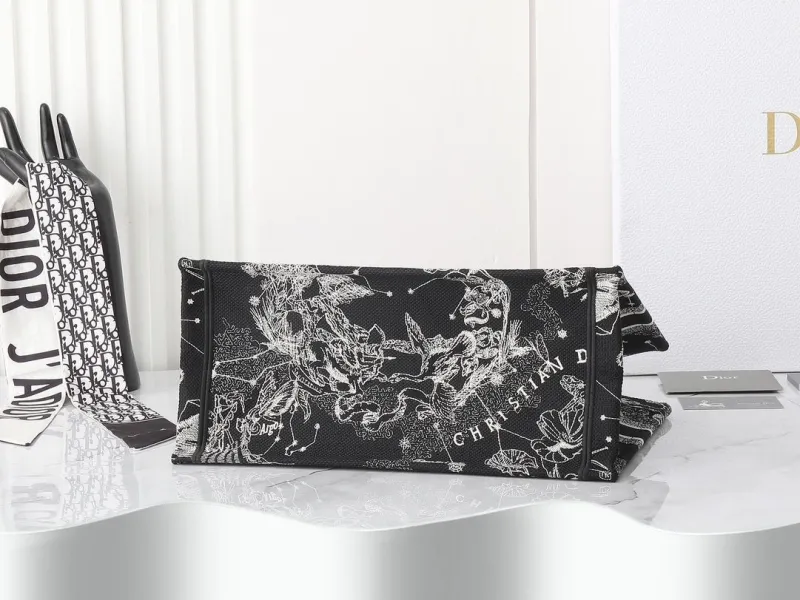 Dior Shopping Bags-187 - Image 7