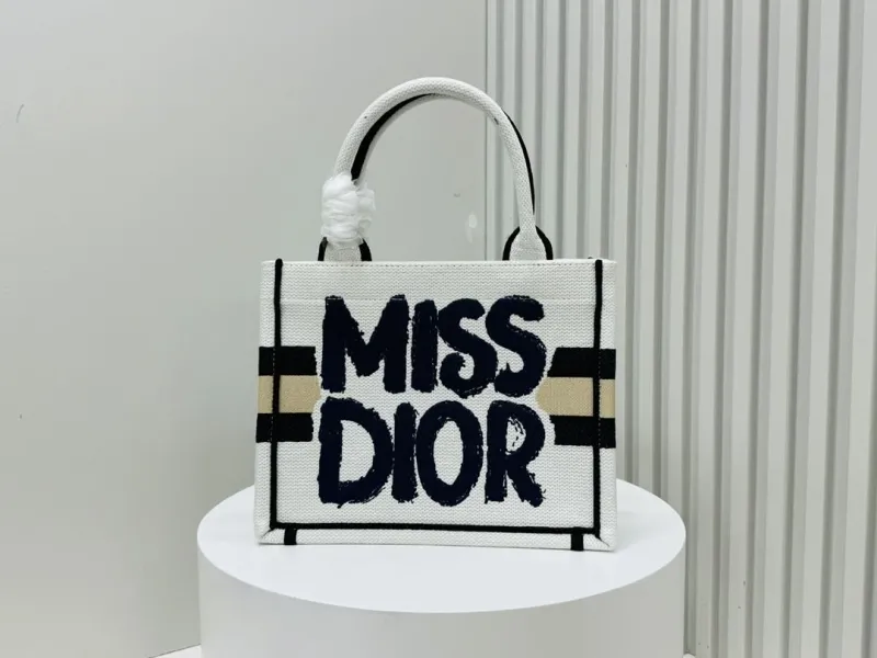 Dior Shopping Bags-193 - Image 5