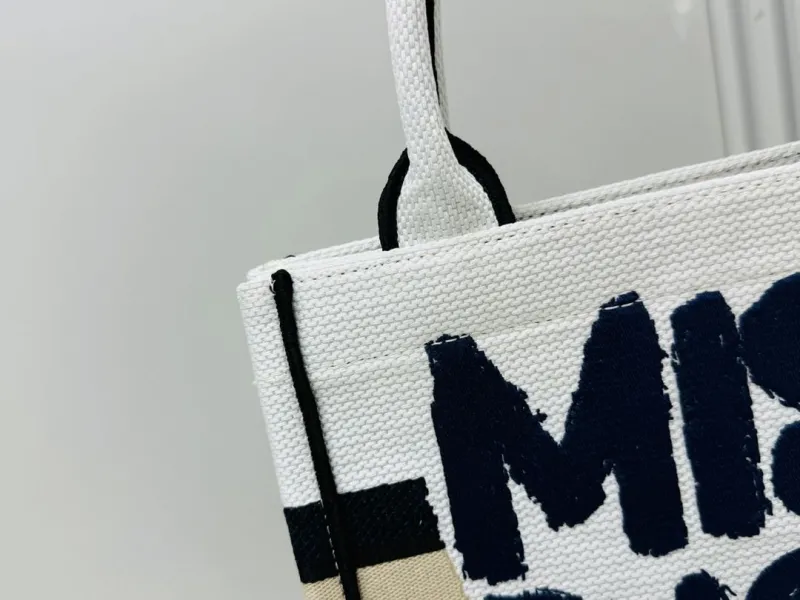 Dior Shopping Bags-193 - Image 6