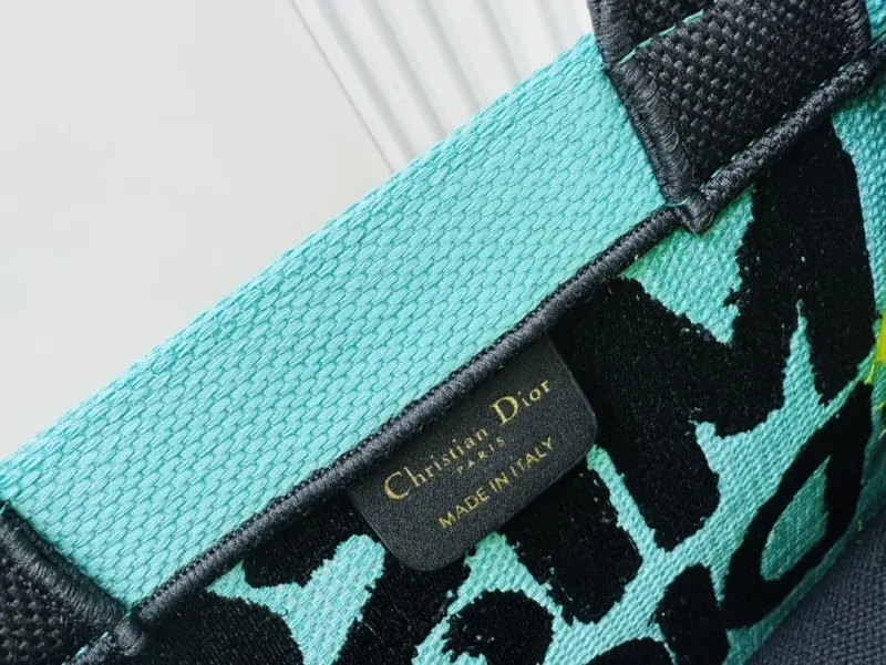 Dior Shopping Bags-194 - Image 7