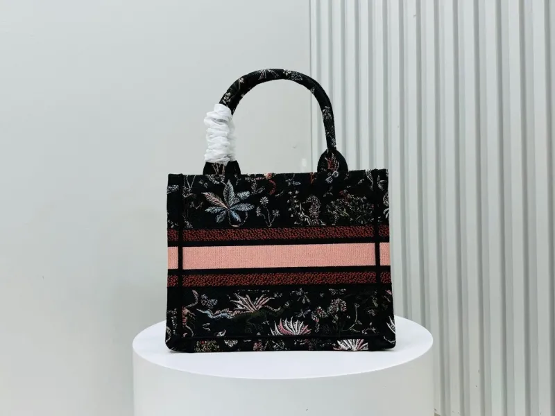 Dior Shopping Bags-197 - Image 4