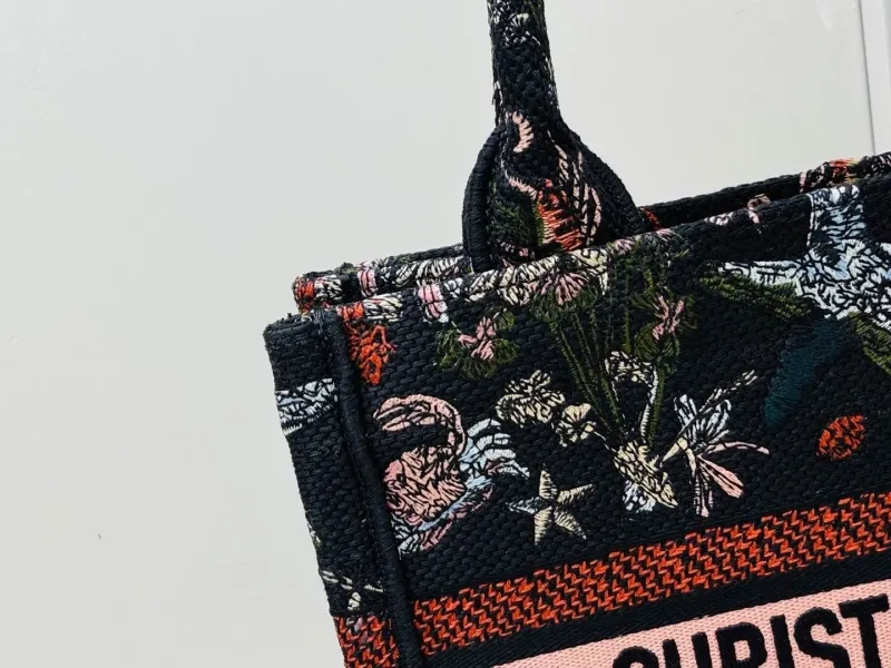 Dior Shopping Bags-197 - Image 8