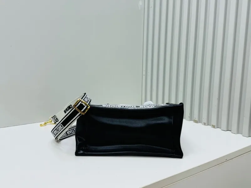 Dior Shopping Bags-202 - Image 7