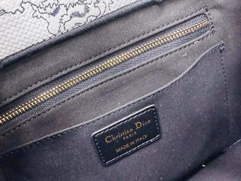Dior Shopping Bags-202 - Image 8