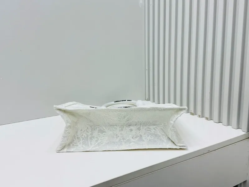 Dior Shopping Bags-206 - Image 7