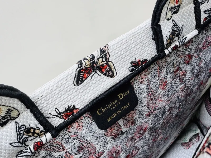 Dior Shopping Bags-209 - Image 8