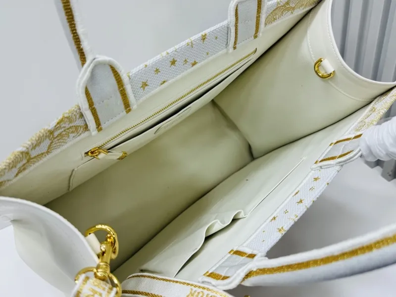 Dior Shopping Bags-211 - Image 9
