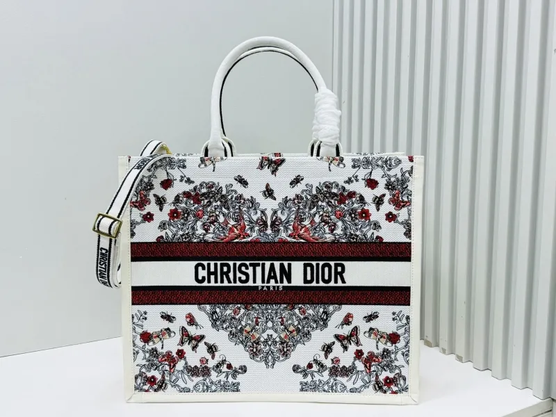 Dior Shopping Bags-215