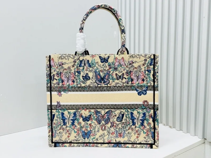 Dior Shopping Bags-217 - Image 4